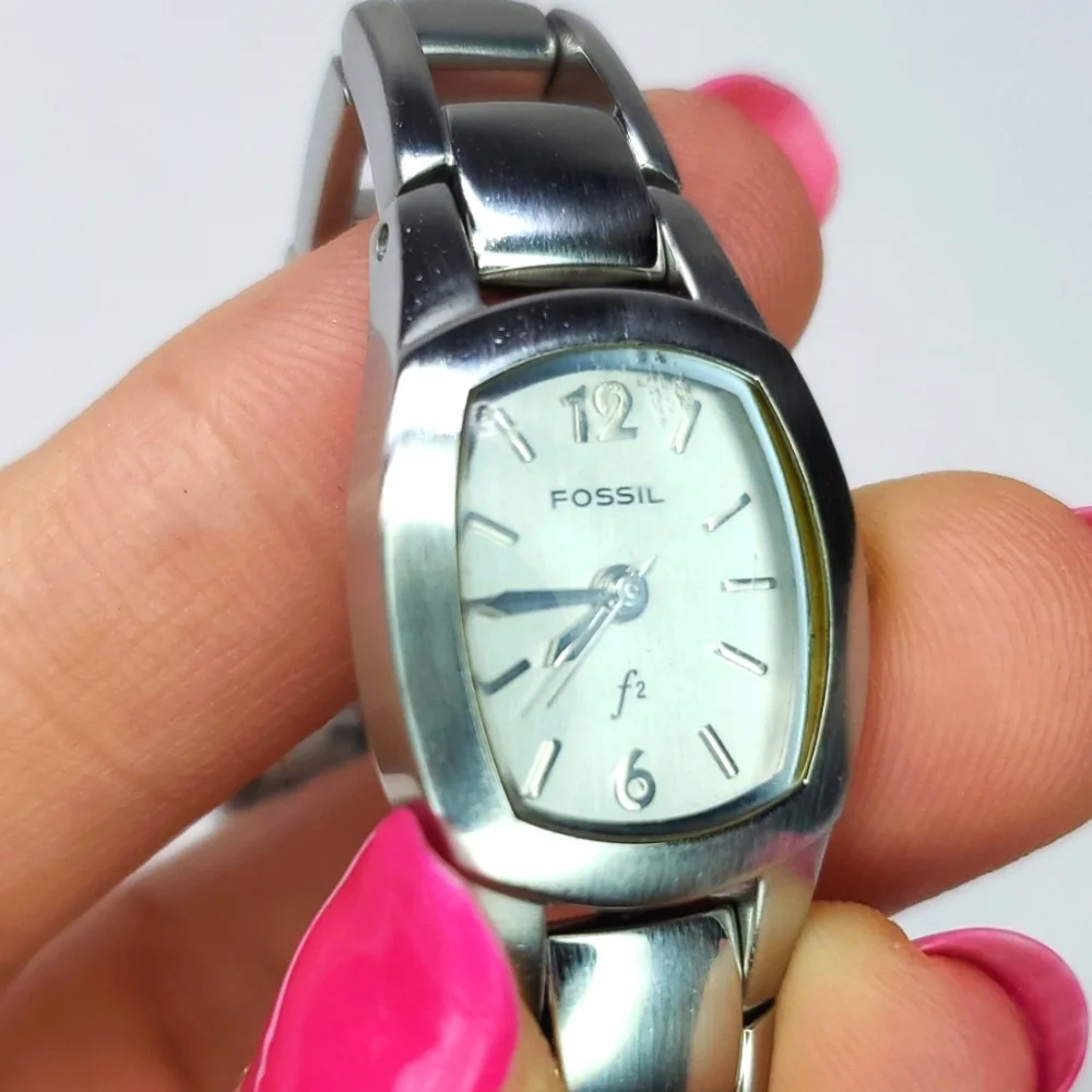 Vintage Fossil F² Watch ES9526 Silver Tone Steel Band White Face Swiss Parts